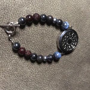 Essential oil diffuser/healing stones bracelet